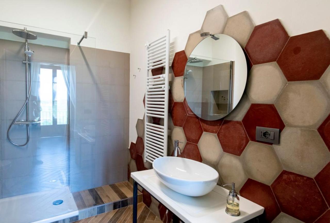Le Vecchie Persiane - Bed & Breakfast ดิอาโนดัลบา ภายนอก รูปภาพ