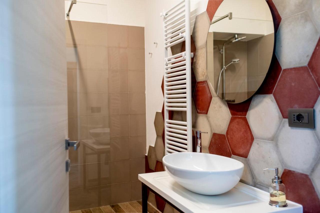 Le Vecchie Persiane - Bed & Breakfast ดิอาโนดัลบา ภายนอก รูปภาพ