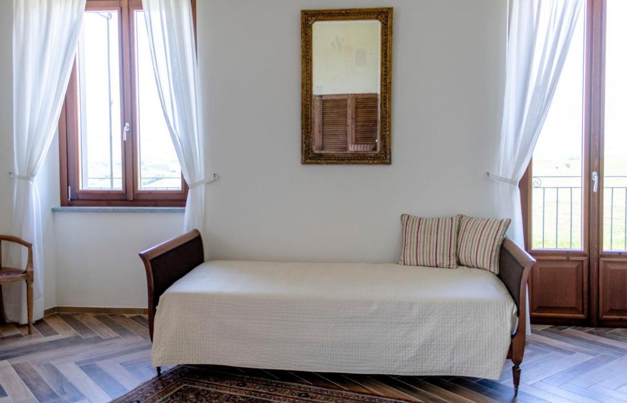 Le Vecchie Persiane - Bed & Breakfast ดิอาโนดัลบา ภายนอก รูปภาพ